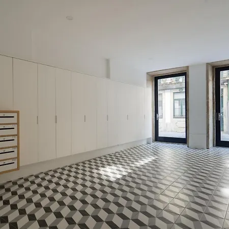 Host Wise - Luxury Design - Premium Location Oporto