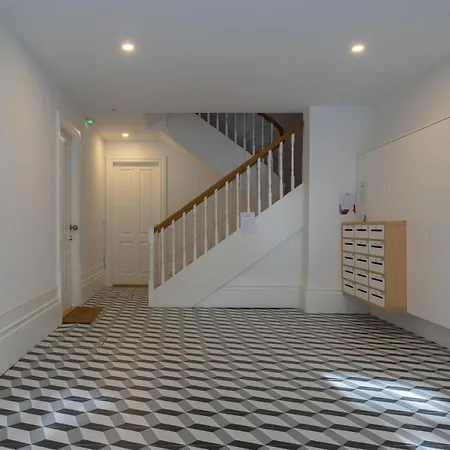 Host Wise - Luxury Design - Premium Location